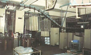 無鉚式鏈條輸送機