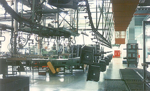 無鉚式鏈條輸送機